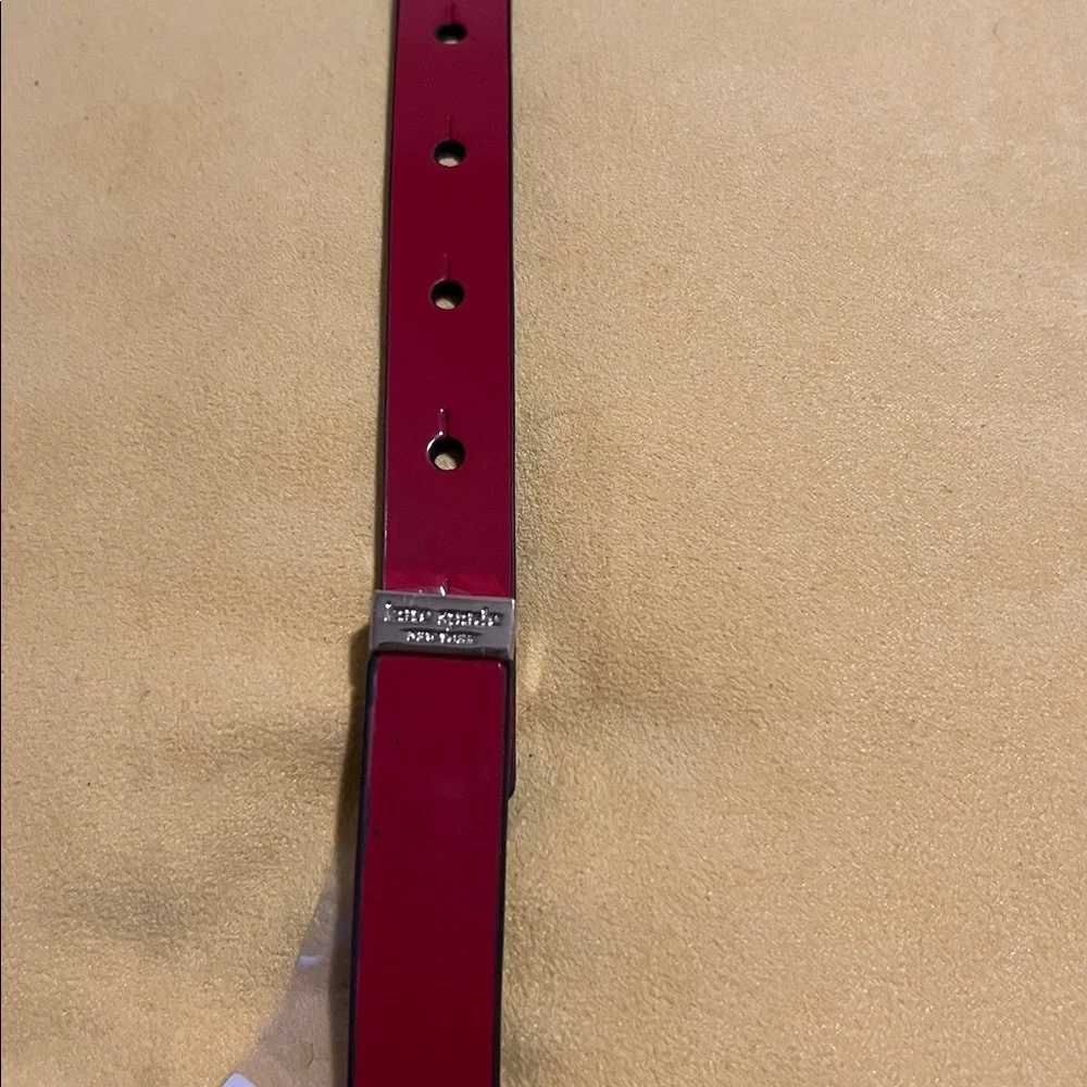 NWT kate spade new york
Women's Patent Leather Bow Belt
Sz M: 31"; - Picture 4 of 8